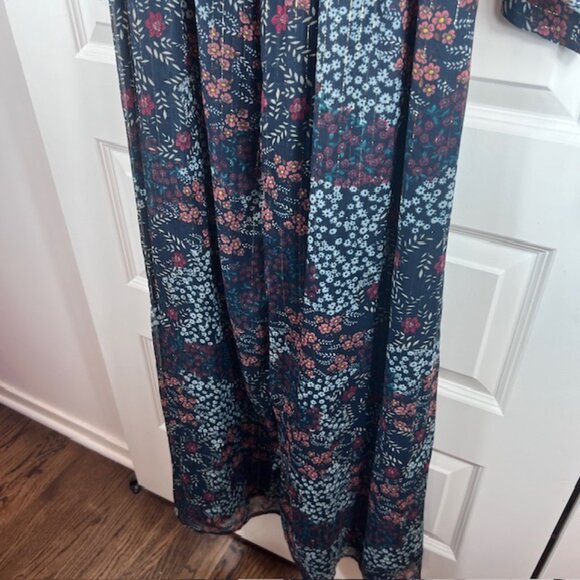 ModCloth Floral Chiffon Maxi Dress with Sheer Sleeves and Metallic Thread XS - Picture 5 of 11